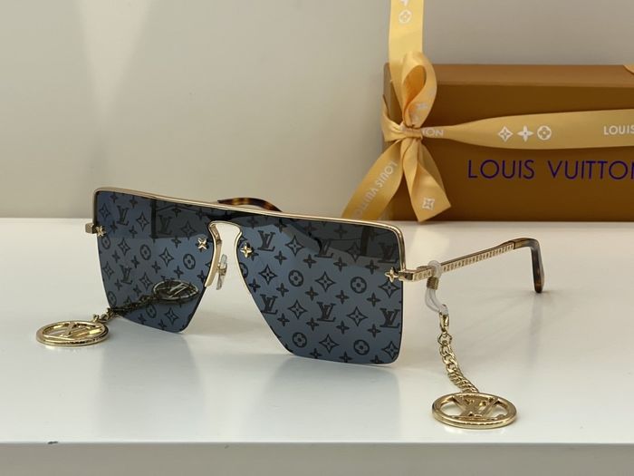 Louis Vuitton Sunglasses Top Quality LVS00056